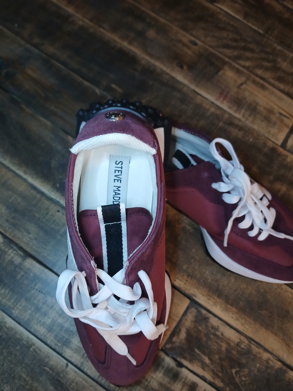 Steve Madden Burgundy Suede Sneakers with White Accent - Picture 2 of 4